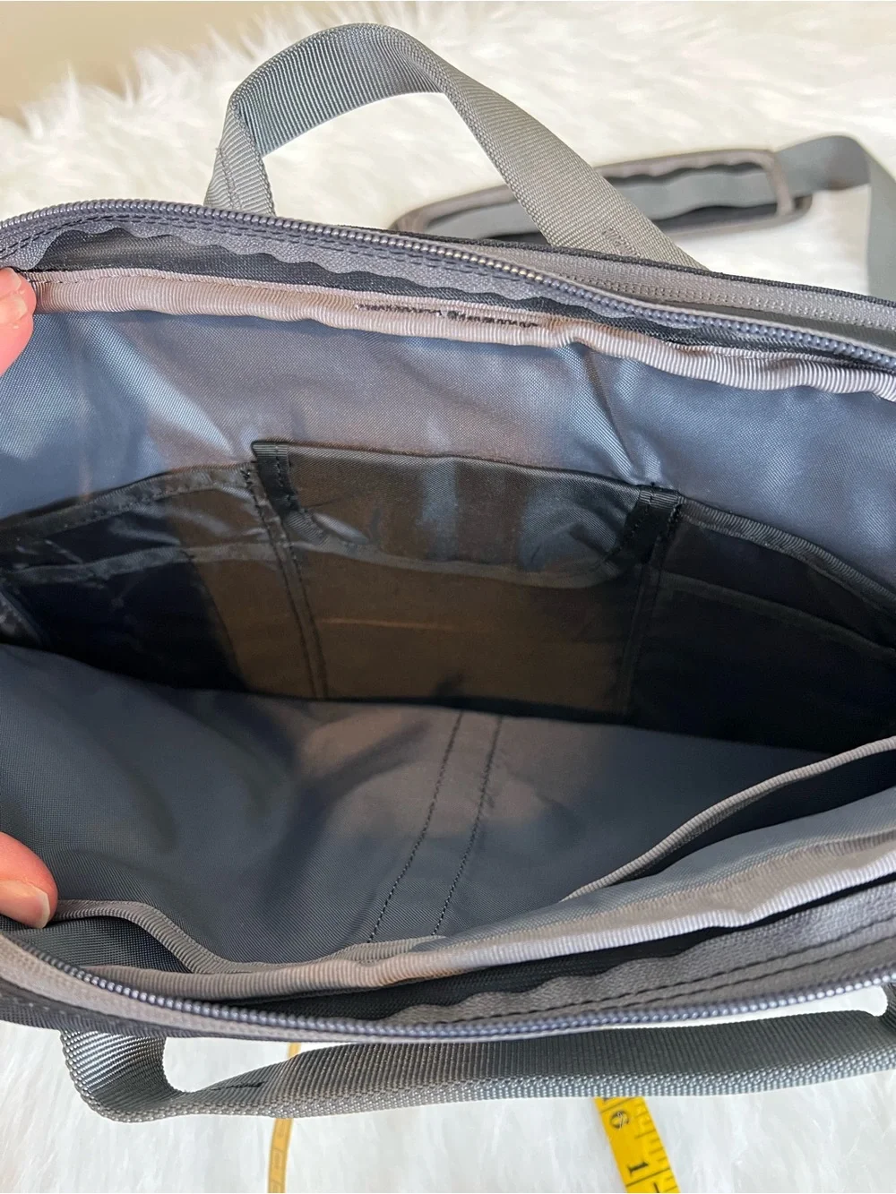 Timbuk2 command Black & Gray Messenger Bag